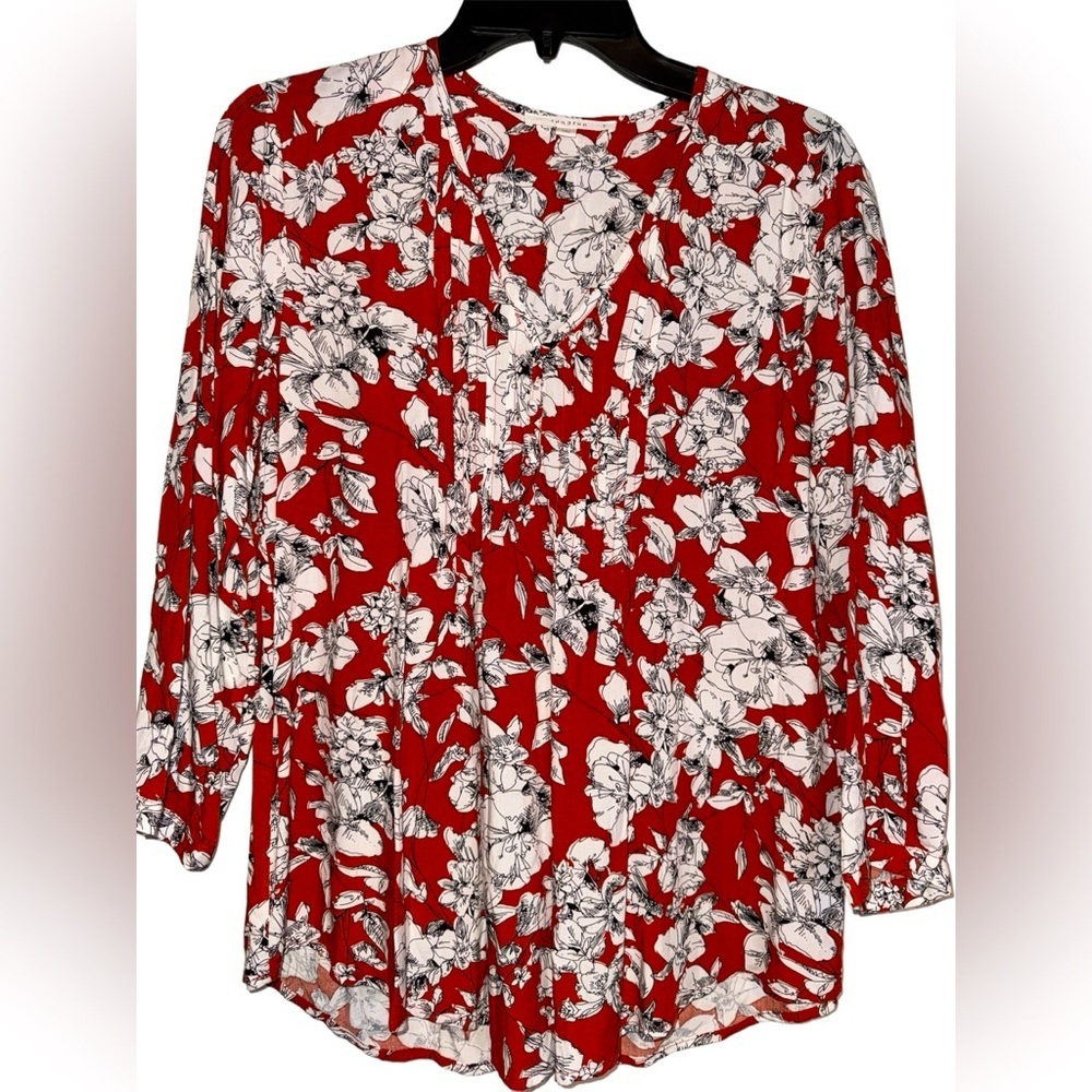 🪷NWOT! Floral Pleat Front Boho Blouse